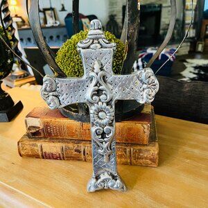 VTG Silver cross made in Mexico